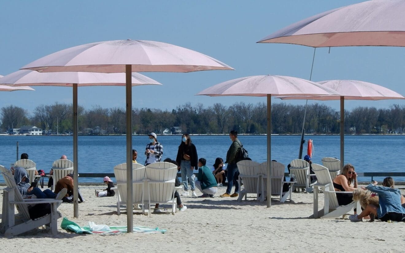 Toronto’s Top Beaches, Just in Time for Summer!